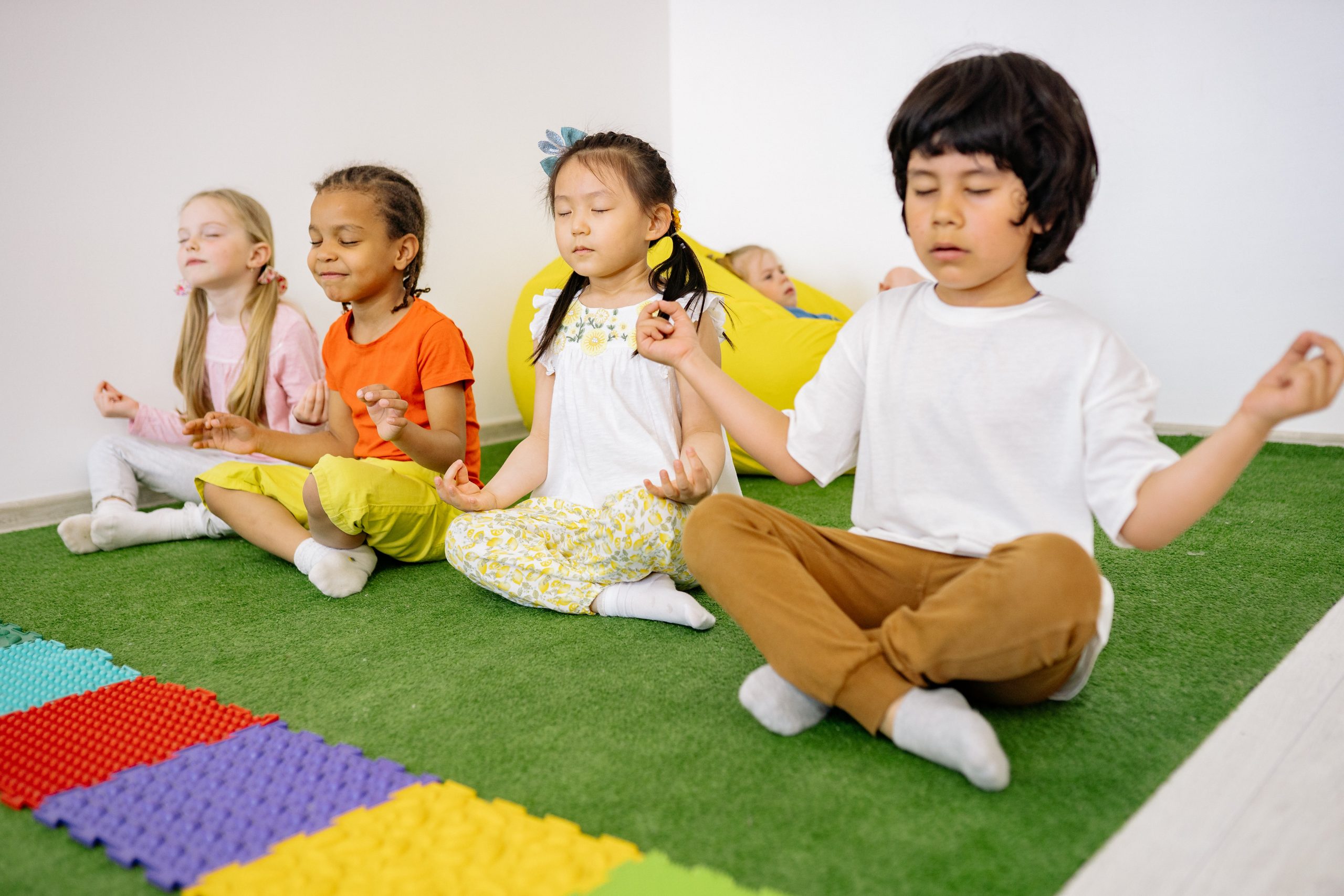 KinderYoga (ab 2 4 Jahre) Familien im Glück